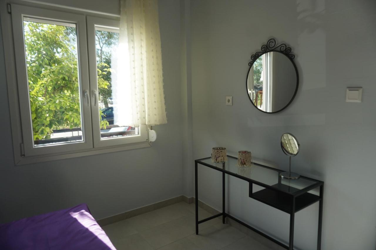 Park View Apartment In Paralia Dionisiou Extérieur photo
