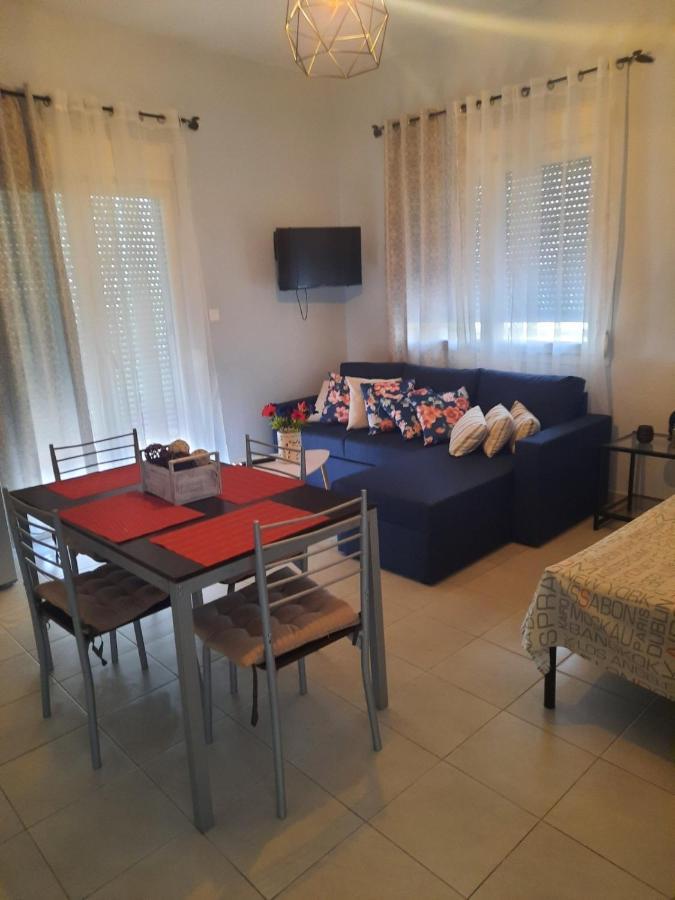 Park View Apartment In Paralia Dionisiou Extérieur photo